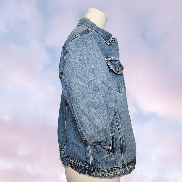 Vtg 90s Y2k 1of1 DIY Flower Trim Distressed Light Wash Denim Jacket Sz M - Picture 5 of 8